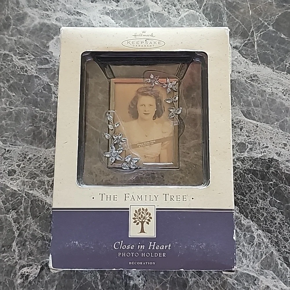 Hallmark ​✨ keepsake